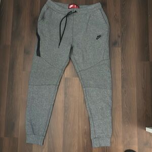 Gray Nike sweatpants